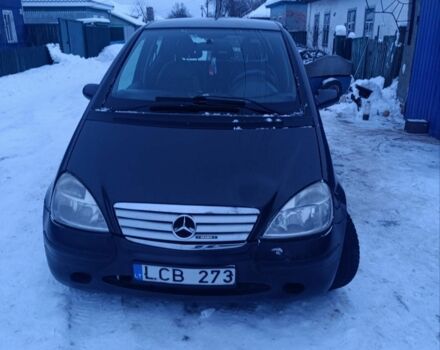 Черный Мерседес А класс, объемом двигателя 1.7 л и пробегом 248 тыс. км за 1500 $, фото 1 на Automoto.ua