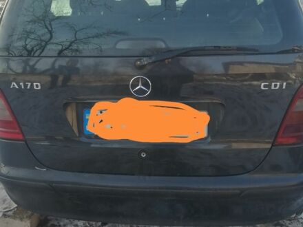 Черный Мерседес А класс, объемом двигателя 0 л и пробегом 250 тыс. км за 577 $, фото 1 на Automoto.ua