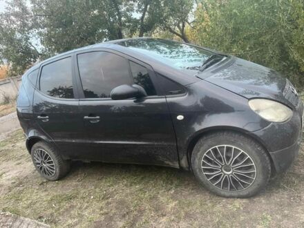 Черный Мерседес А класс, объемом двигателя 1.9 л и пробегом 250 тыс. км за 1253 $, фото 1 на Automoto.ua