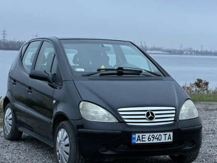 Черный Мерседес А класс, объемом двигателя 1.6 л и пробегом 188 тыс. км за 3700 $, фото 1 на Automoto.ua