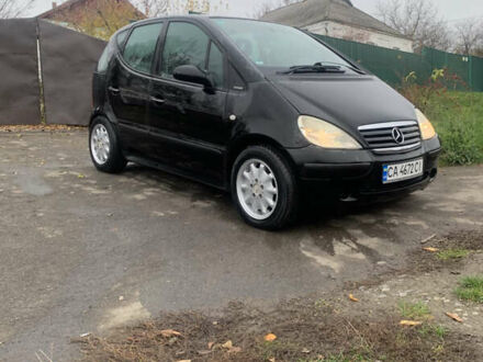 Черный Мерседес А класс, объемом двигателя 1.6 л и пробегом 201 тыс. км за 2999 $, фото 1 на Automoto.ua