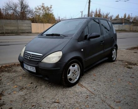 Черный Мерседес А класс, объемом двигателя 1.9 л и пробегом 203 тыс. км за 1499 $, фото 1 на Automoto.ua
