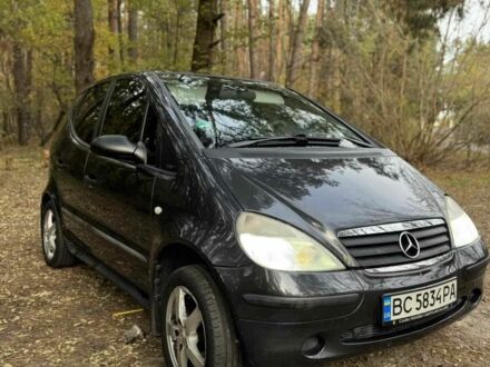 Черный Мерседес А класс, объемом двигателя 1.4 л и пробегом 214 тыс. км за 4500 $, фото 1 на Automoto.ua