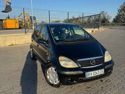 Черный Мерседес А класс, объемом двигателя 1.7 л и пробегом 276 тыс. км за 3200 $, фото 1 на Automoto.ua