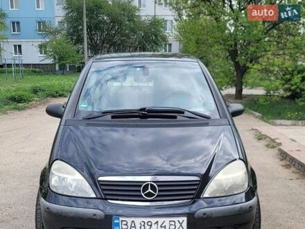 Черный Мерседес А класс, объемом двигателя 1.6 л и пробегом 170 тыс. км за 3700 $, фото 1 на Automoto.ua