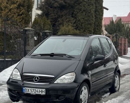 Черный Мерседес А класс, объемом двигателя 1.6 л и пробегом 148 тыс. км за 3999 $, фото 1 на Automoto.ua