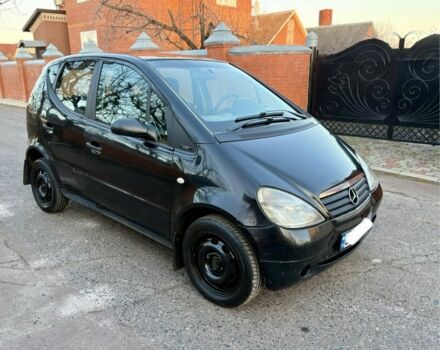 Черный Мерседес А класс, объемом двигателя 1.7 л и пробегом 245 тыс. км за 2100 $, фото 1 на Automoto.ua