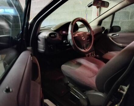 Чорний Мерседес А клас, об'ємом двигуна 1.7 л та пробігом 250 тис. км за 4774 $, фото 1 на Automoto.ua