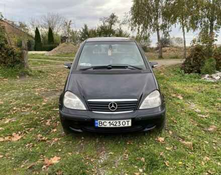 Чорний Мерседес А клас, об'ємом двигуна 1.7 л та пробігом 300 тис. км за 5000 $, фото 1 на Automoto.ua