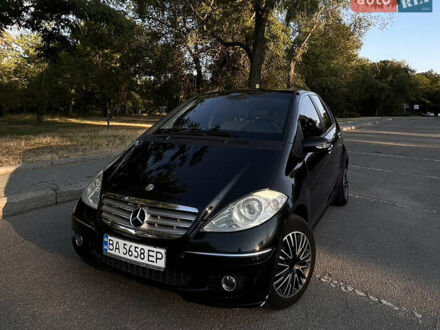 Мерседес А класс 2004 в Кропивницком (Кировограде) на Automoto.ua Черный Мерседес А класс, объемом двигателя 1.5 л и пробегом 209 тыс. км за 5500 $, фото 1 на Automoto.ua