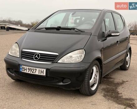 Черный Мерседес А класс, объемом двигателя 1.69 л и пробегом 250 тыс. км за 4800 $, фото 1 на Automoto.ua