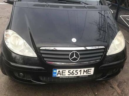 Мерседес А класс 2005 в Верхнеднепровске на Automoto.ua Черный Мерседес А класс, объемом двигателя 1.5 л и пробегом 270 тыс. км за 5500 $, фото 1 на Automoto.ua