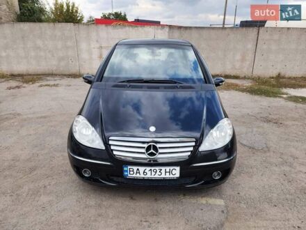 Мерседес А клас 2005 у Кривому Розі на Automoto.ua Чорний Мерседес А клас, об'ємом двигуна 1.5 л та пробігом 339 тис. км за 3700 $, фото 1 на Automoto.ua