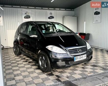 Черный Мерседес А класс, объемом двигателя 1.5 л и пробегом 124 тыс. км за 5300 $, фото 1 на Automoto.ua