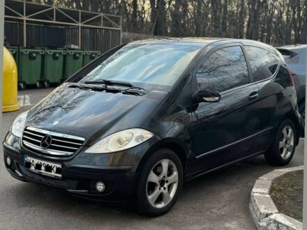 Мерседес А клас 2005 у Києві на Automoto.ua Чорний Мерседес А клас, об'ємом двигуна 0 л та пробігом 100 тис. км за 4000 $, фото 1 на Automoto.ua