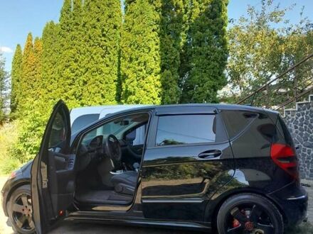 Черный Мерседес А класс, объемом двигателя 2.04 л и пробегом 220 тыс. км за 6500 $, фото 1 на Automoto.ua