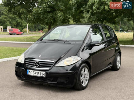 Мерседес А класс 2006 в Ровно на Automoto.ua Черный Мерседес А класс, объемом двигателя 1.5 л и пробегом 138 тыс. км за 5399 $, фото 1 на Automoto.ua