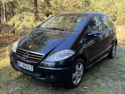 Черный Мерседес А класс, объемом двигателя 2 л и пробегом 280 тыс. км за 5000 $, фото 1 на Automoto.ua