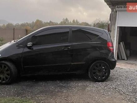 Мерседес А класс 2006 в Золочев на Automoto.ua Черный Мерседес А класс, объемом двигателя 1.7 л и пробегом 243 тыс. км за 5000 $, фото 1 на Automoto.ua