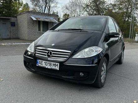 Черный Мерседес А класс, объемом двигателя 1.5 л и пробегом 278 тыс. км за 4600 $, фото 1 на Automoto.ua