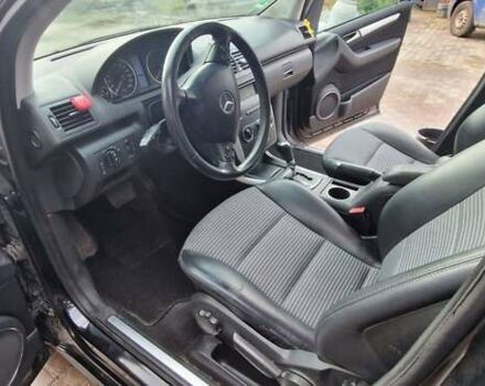 Мерседес А класс 2006 в Броварах на Automoto.ua Черный Мерседес А класс, объемом двигателя 2 л и пробегом 196 тыс. км за 6600 $, фото 1 на Automoto.ua