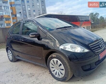 Черный Мерседес А класс, объемом двигателя 1.5 л и пробегом 190 тыс. км за 4200 $, фото 1 на Automoto.ua