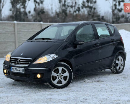 Черный Мерседес А класс, объемом двигателя 2 л и пробегом 210 тыс. км за 4850 $, фото 1 на Automoto.ua