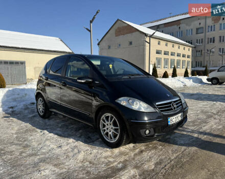 Черный Мерседес А класс, объемом двигателя 1.99 л и пробегом 287 тыс. км за 5200 $, фото 1 на Automoto.ua