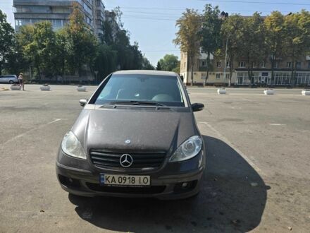 Черный Мерседес А класс, объемом двигателя 1.7 л и пробегом 230 тыс. км за 5000 $, фото 1 на Automoto.ua