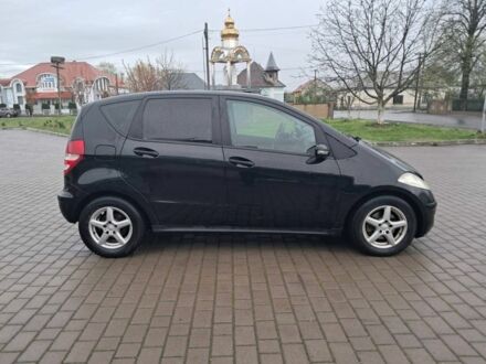 Мерседес А класс 2007 в Хусте на Automoto.ua Черный Мерседес А класс, объемом двигателя 2 л и пробегом 200 тыс. км за 5500 $, фото 1 на Automoto.ua