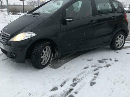 Чорний Мерседес А клас, об'ємом двигуна 1.5 л та пробігом 202 тис. км за 5500 $, фото 1 на Automoto.ua