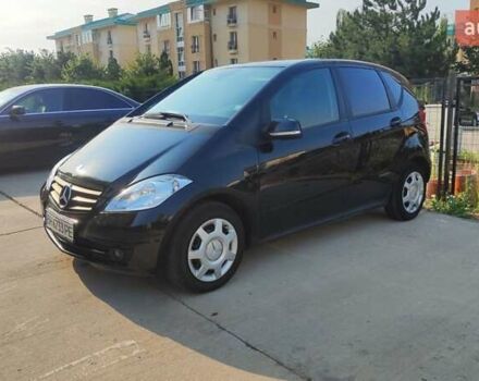 Черный Мерседес А класс, объемом двигателя 1.5 л и пробегом 180 тыс. км за 5950 $, фото 1 на Automoto.ua