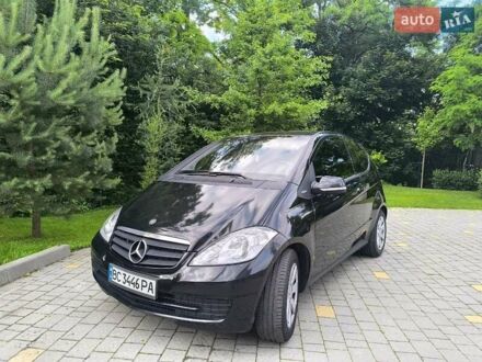 Мерседес А класс 2010 в Львове на Automoto.ua Черный Мерседес А класс, объемом двигателя 1.5 л и пробегом 199 тыс. км за 6500 $, фото 1 на Automoto.ua
