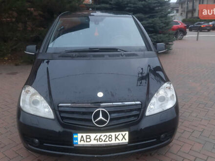 Чорний Мерседес А клас, об'ємом двигуна 2 л та пробігом 330 тис. км за 4700 $, фото 1 на Automoto.ua