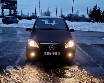 Черный Мерседес А класс, объемом двигателя 2 л и пробегом 261 тыс. км за 7000 $, фото 1 на Automoto.ua