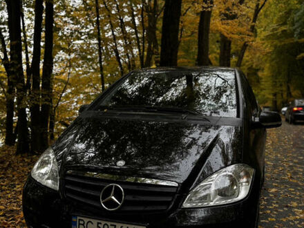 Черный Мерседес А класс, объемом двигателя 1.5 л и пробегом 141 тыс. км за 7600 $, фото 1 на Automoto.ua