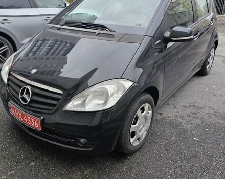 Черный Мерседес А класс, объемом двигателя 1.5 л и пробегом 144 тыс. км за 8300 $, фото 1 на Automoto.ua