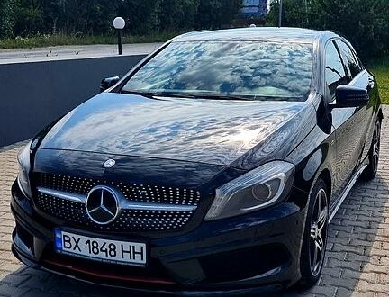 Мерседес А класс 2013 в Дунаевцах на Automoto.ua Черный Мерседес А класс, объемом двигателя 2 л и пробегом 96 тыс. км за 19500 $, фото 1 на Automoto.ua