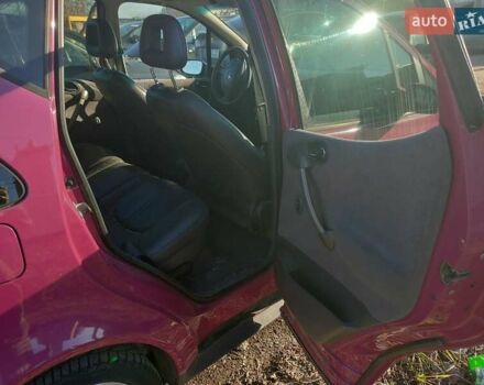 Фиолетовый Мерседес А класс, объемом двигателя 1.6 л и пробегом 175 тыс. км за 3000 $, фото 7 на Automoto.ua