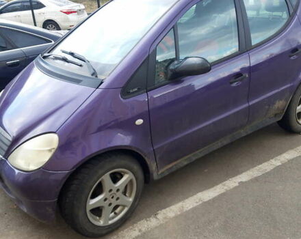 Мерседес А класс 1999 в Стрые на Automoto.ua Фиолетовый Мерседес А класс, объемом двигателя 1.4 л и пробегом 250 тыс. км за 2500 $, фото 1 на Automoto.ua