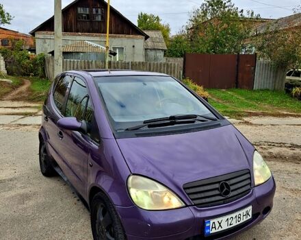 Фиолетовый Мерседес А класс, объемом двигателя 1.9 л и пробегом 316 тыс. км за 2400 $, фото 3 на Automoto.ua