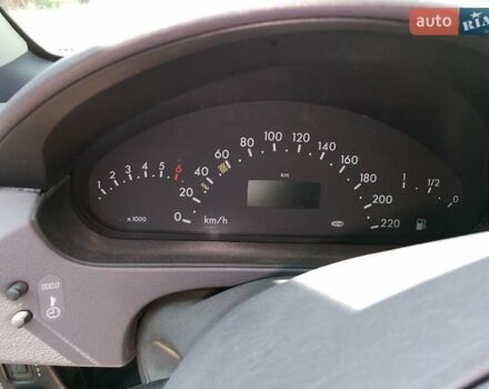 Фіолетовий Мерседес А клас, об'ємом двигуна 1.6 л та пробігом 253 тис. км за 3400 $, фото 9 на Automoto.ua
