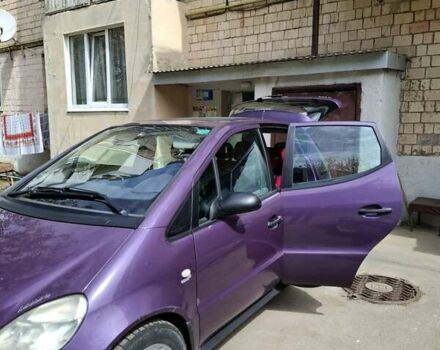 Фіолетовий Мерседес А клас, об'ємом двигуна 1.7 л та пробігом 261 тис. км за 3300 $, фото 3 на Automoto.ua
