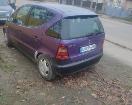 Фиолетовый Мерседес А класс, объемом двигателя 1.7 л и пробегом 150 тыс. км за 3500 $, фото 1 на Automoto.ua