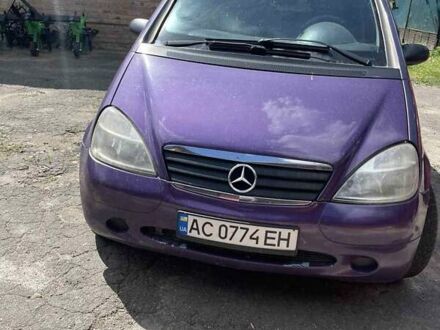Мерседес А класс 2000 в Нововолынск на Automoto.ua Фиолетовый Мерседес А класс, объемом двигателя 1.7 л и пробегом 350 тыс. км за 3650 $, фото 1 на Automoto.ua
