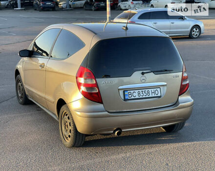 Коричневый Мерседес А класс, объемом двигателя 2 л и пробегом 170 тыс. км за 3500 $, фото 8 на Automoto.ua