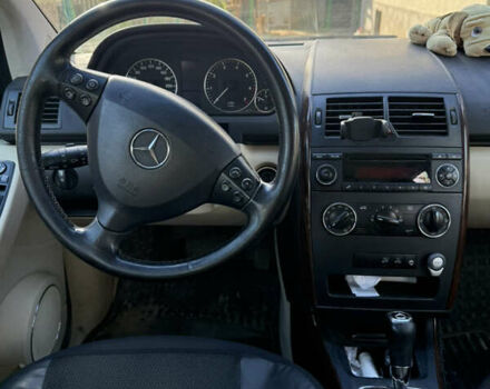 Мерседес А класс 2006 в Львове на Automoto.ua Коричневый Мерседес А класс, объемом двигателя 1.7 л и пробегом 240 тыс. км за 4800 $, фото 9 на Automoto.ua