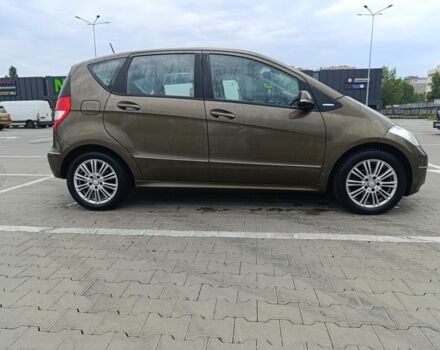 Коричневый Мерседес А класс, объемом двигателя 1.5 л и пробегом 198 тыс. км за 6350 $, фото 3 на Automoto.ua