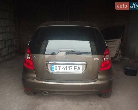 Коричневый Мерседес А класс, объемом двигателя 1.7 л и пробегом 48 тыс. км за 8100 $, фото 1 на Automoto.ua