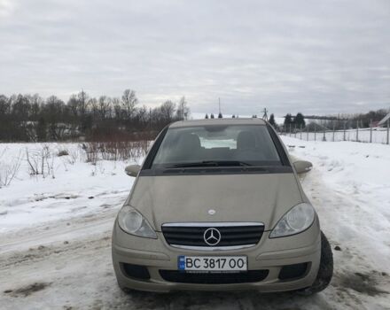Коричневый Мерседес А класс, объемом двигателя 2 л и пробегом 317 тыс. км за 4100 $, фото 1 на Automoto.ua